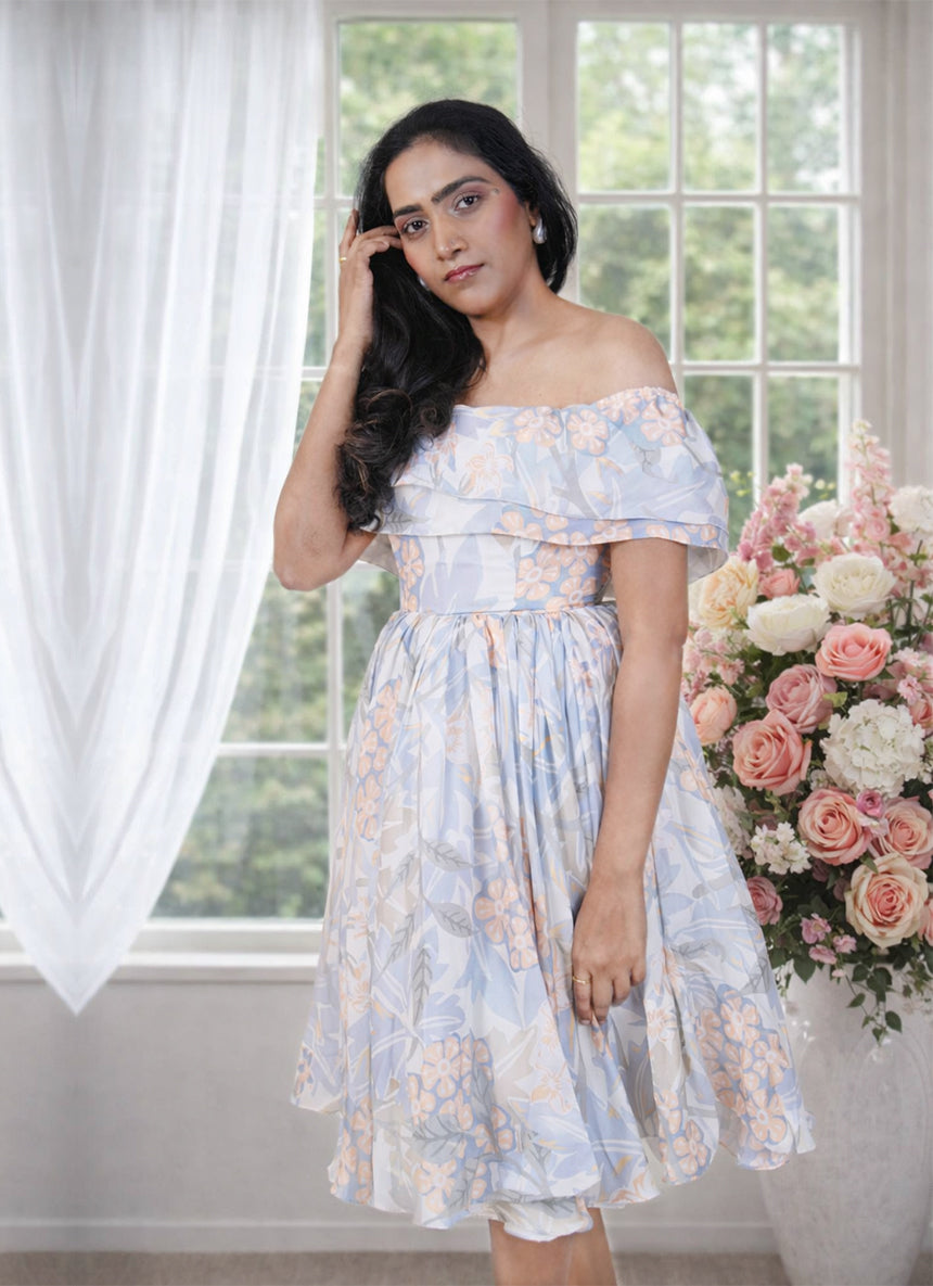 off the shoulder tea dress Glitter Length 6 / Gold line skirt with pockets complete the look and make it the perfect dress for trendsetters Tea Green Floral off shoulder